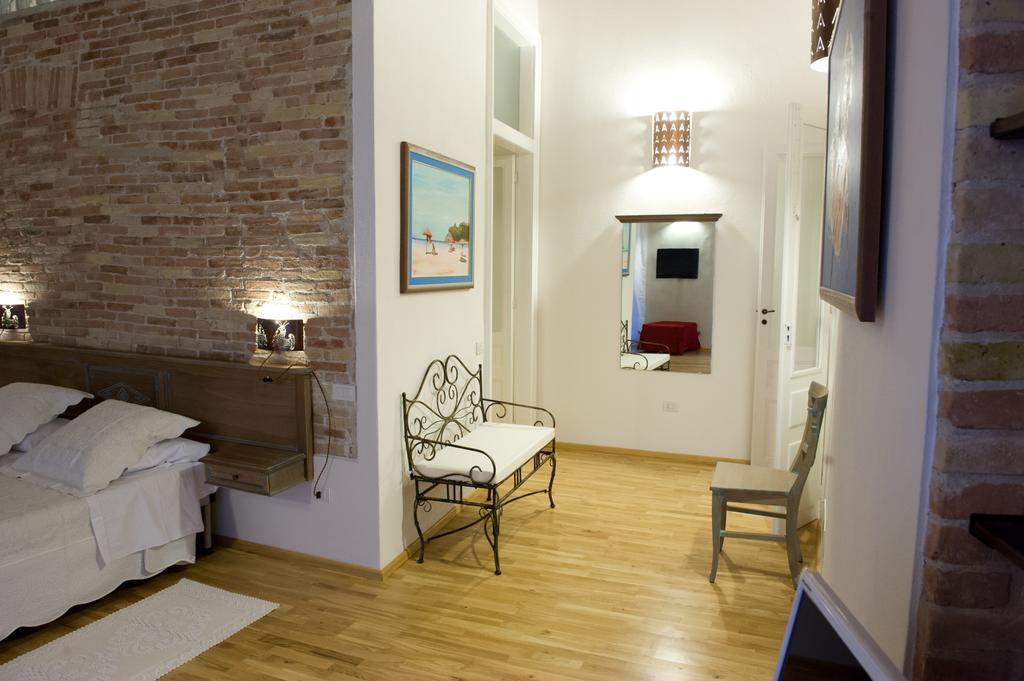 Castelletto Suites Кальярі Екстер'єр фото
